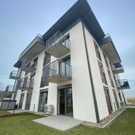 Idylla Z Ogrodem Przy Jeziorze I Tylko 500 M Do Morza Apartment Dziwnów